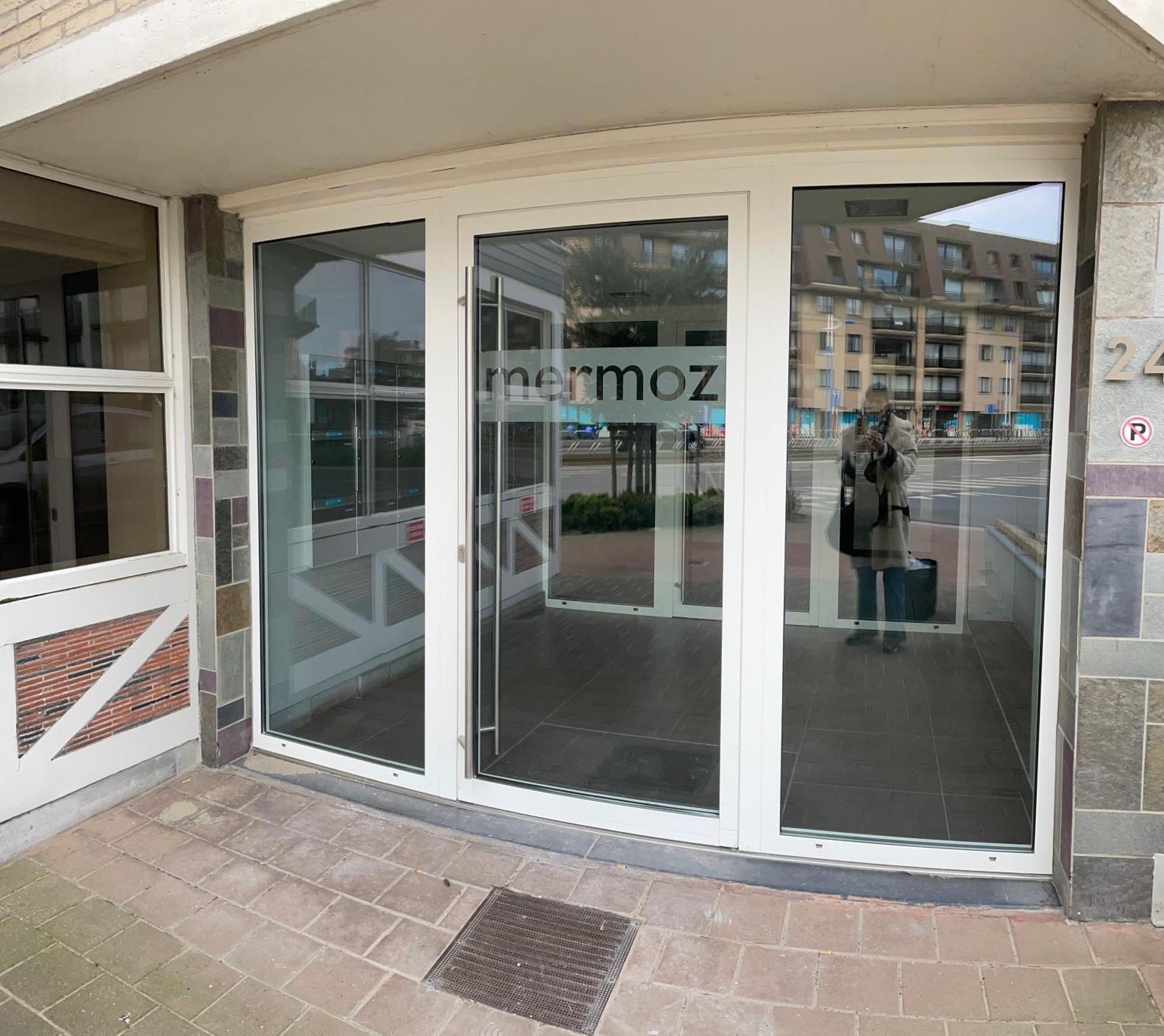 Zonnige Studio Mermoz Koksijde-Bad Zewnętrze zdjęcie